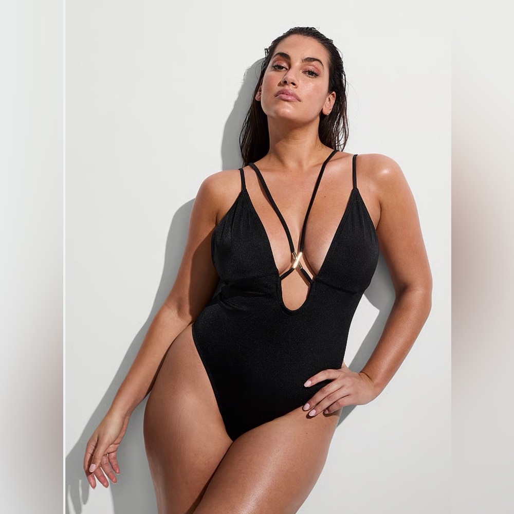 💙🌼MWT Victoria's Secret Black One-Piece Swimsuit